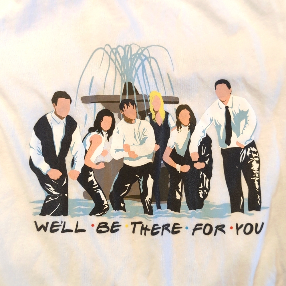 F*R*I*E*N*D*S Tailored Short Sleeve White Tee. Size Large - Picture 3 of 6